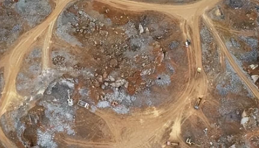 矿山知识库：山西充填采矿法 - 揭秘地下300米绿色采矿技术，解决地表沉降与环保难题