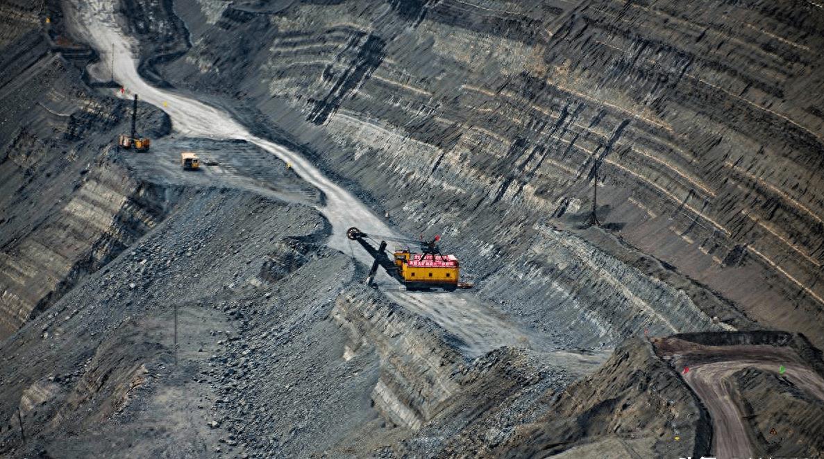 数字化技术:煤炭质量追溯如何解决传统管理难题,提升效率与信任 数字化技术:煤炭质量追溯如何解决传统管理难题,提升效率与信任