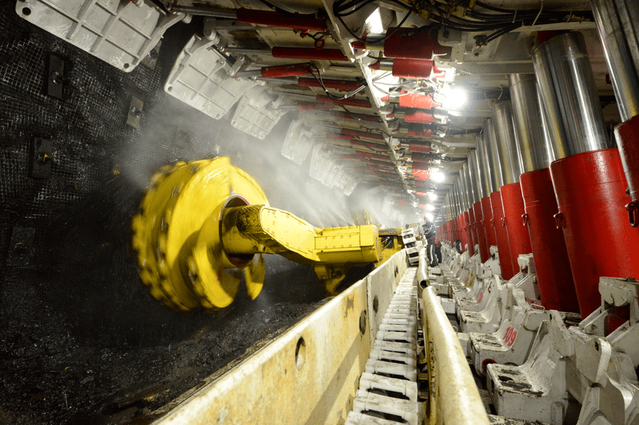 智能装备技术:液压支架电液控制如何提升煤矿开采效率与安全保障 智能装备技术:液压支架电液控制如何提升煤矿开采效率与安全保障